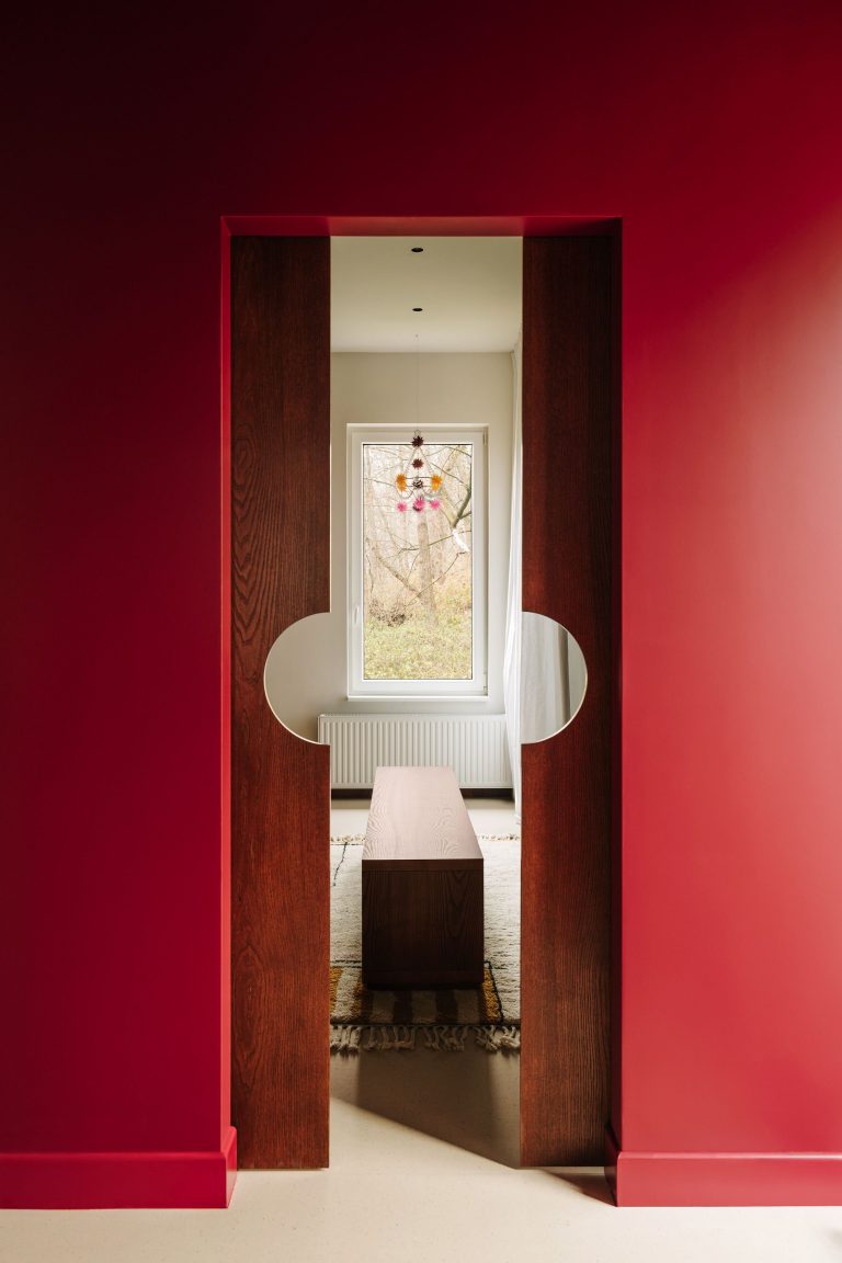 How to Shop the ‘Pomegranate Pop’ Color Crush Trend |