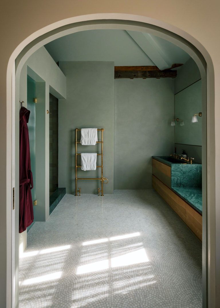 7 Design Moves to Elevate Awkward Spots in a Loft Conversion
