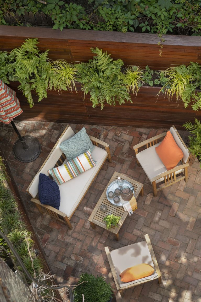 5 Problems Guests Will Always Notice in Your Garden