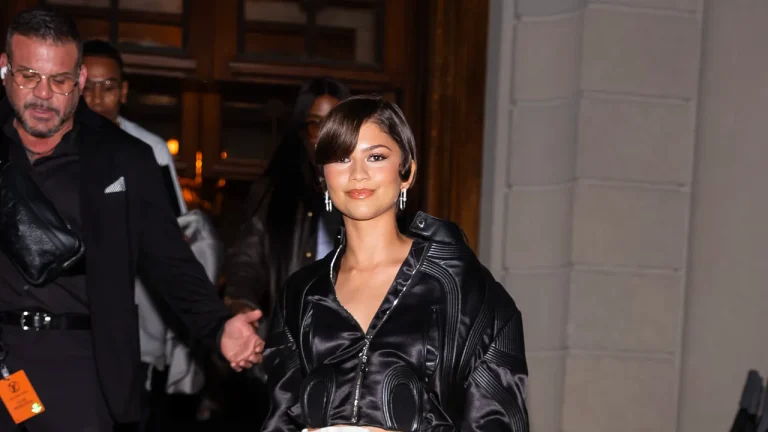 Zendaya Loved Louis Vuitton Resort 2027 So Much, She Left Wearing It