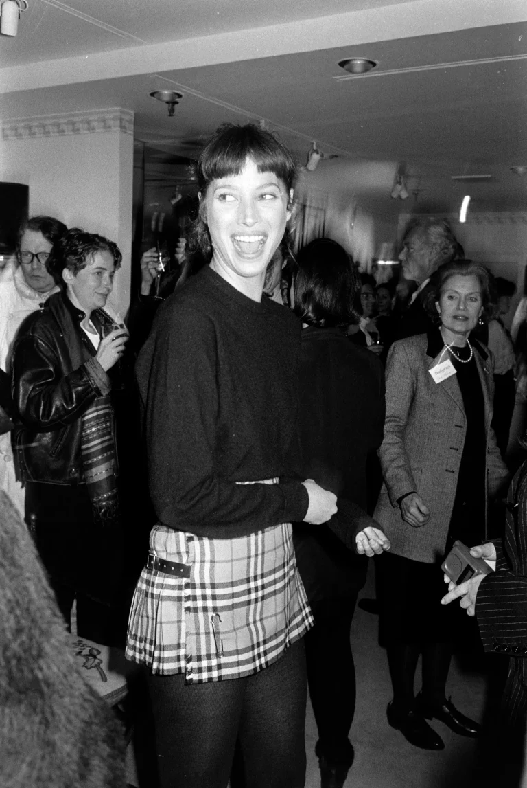 How Celebrities Style Burberry’s Iconic Check Print How Celebrities Style Burberry’s Iconic Check Print