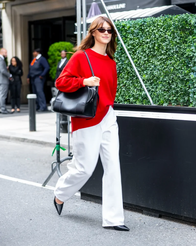 How to Dress Like Daisy Edgar-Jones This Summer