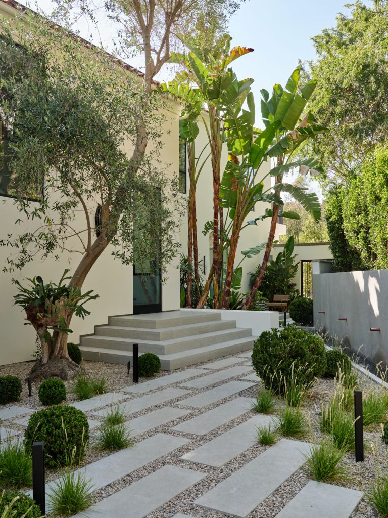 5 Garden Painting Mistakes Making Your Space Feel Basic