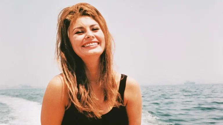 23 Vintage Photos of Sophia Loren Being the Ultimate European Summer Muse 23 Vintage Photos of Sophia Loren Being the Ultimate European Summer Muse