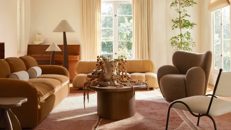 Vogue’s Guide to the 30+ Best Online Furniture Stores Vogue’s Guide to the 30+ Best Online Furniture Stores