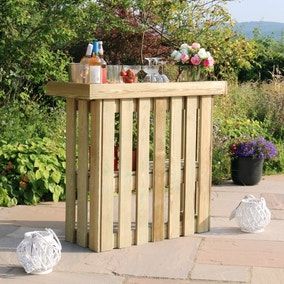 This Garden Bar Elevates Summer Hosting, but Folds Down Flat |