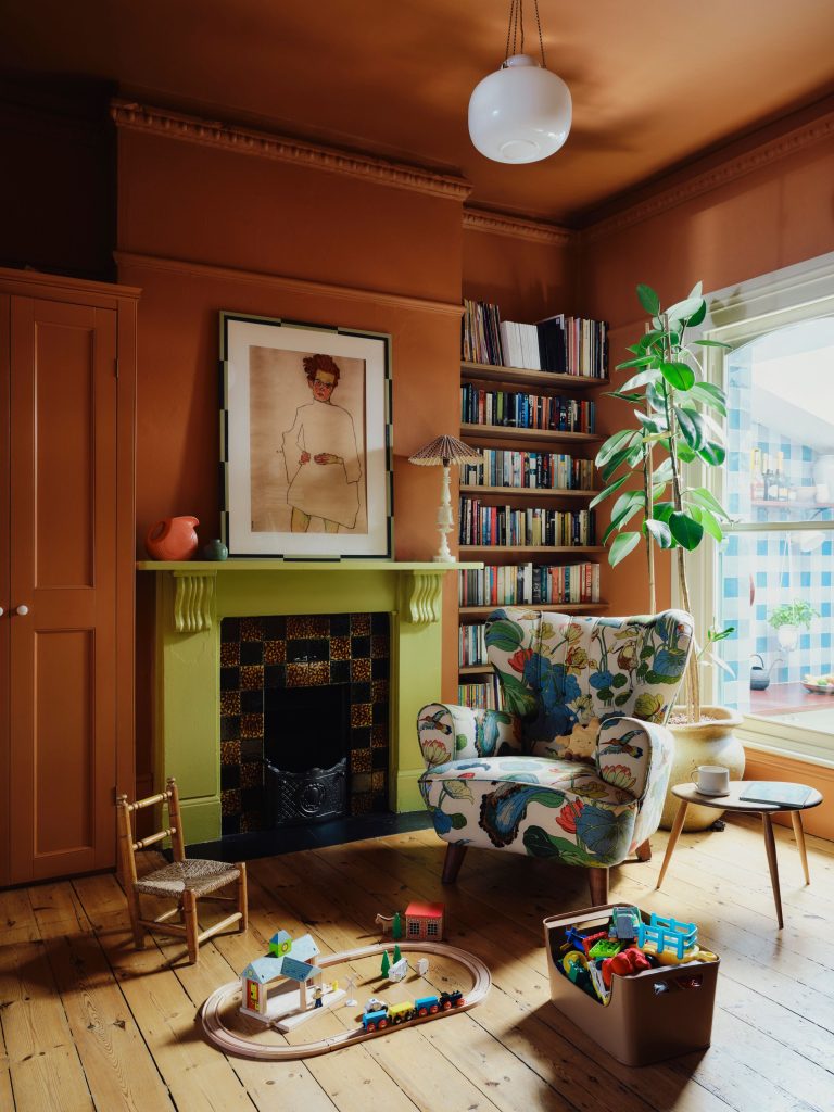 4 Genius Details You Can Create With Small Amounts of Paint