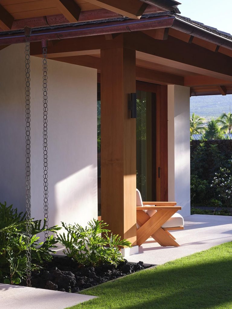 9 Stylish Rain Chains That Turn Downpours Into Design |