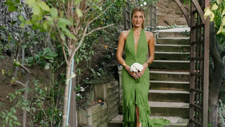 7 Backyard Wedding Outfit Ideas for Your Outdoor Fêtes
