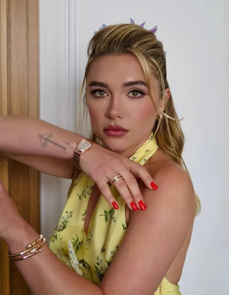 Florence Pugh Embraces Her Boho-iest Glam Yet—and Uses Real Flowers To Do It Florence Pugh Embraces Her Boho-iest Glam Yet—and Uses Real Flowers To Do It